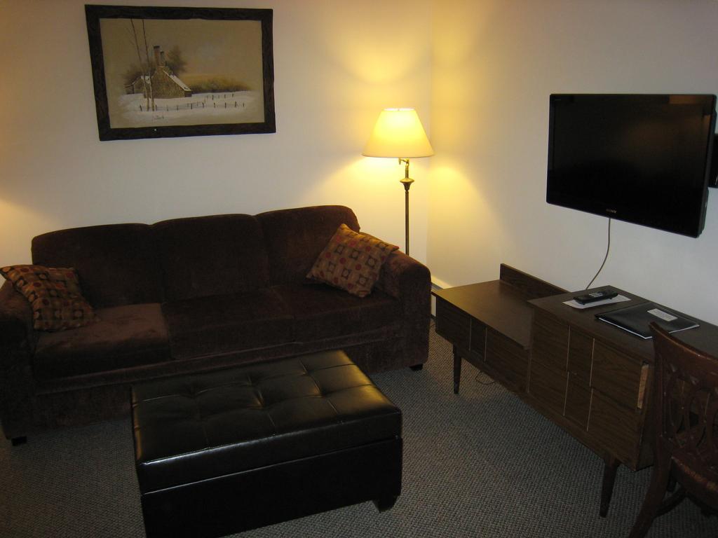 Downtowner Motor Inn Creston Room photo