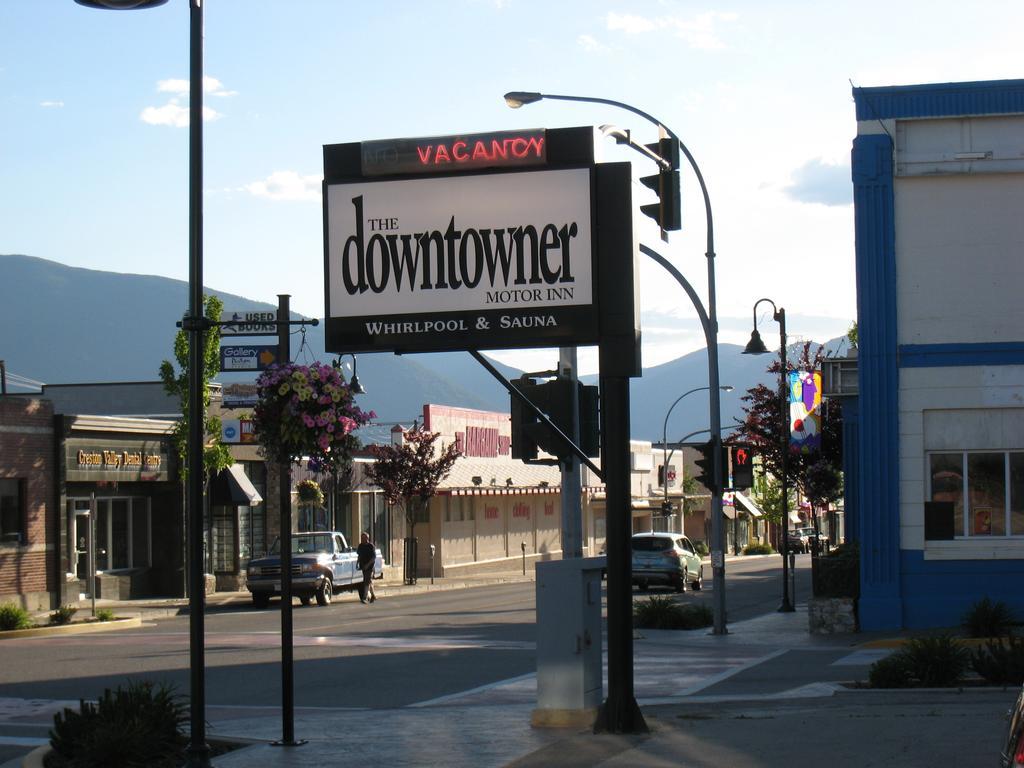 Downtowner Motor Inn Creston Exterior photo