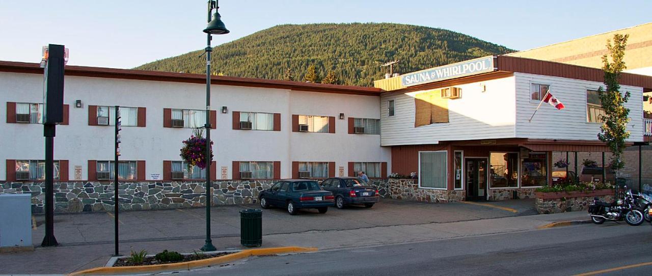 Downtowner Motor Inn Creston Exterior photo